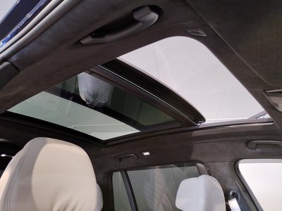 2024 BMW X7 — миниатюра 74