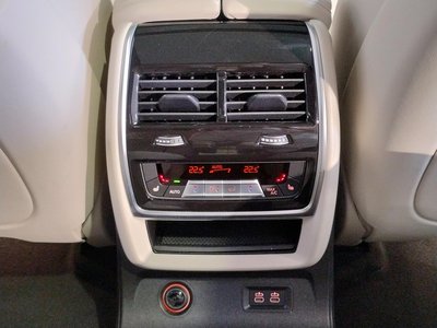 2024 BMW X7 — миниатюра 55