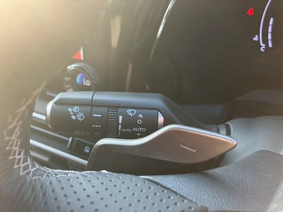 2023 Lexus RX — миниатюра 26