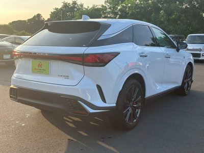 صورة 4 لـ 2023 Lexus RX