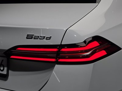 2024 BMW 5 SERIES — фото 10