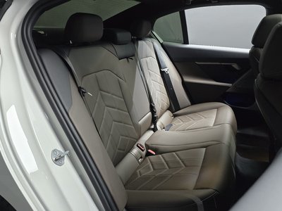 2024 BMW 5 SERIES — миниатюра 17