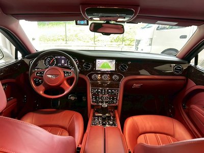 BENTLEY MULSANNE - 2
