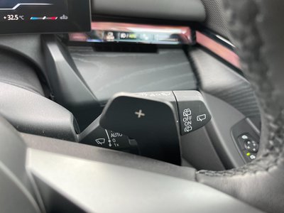 2025 BMW 5 SERIES TOURING — миниатюра 46