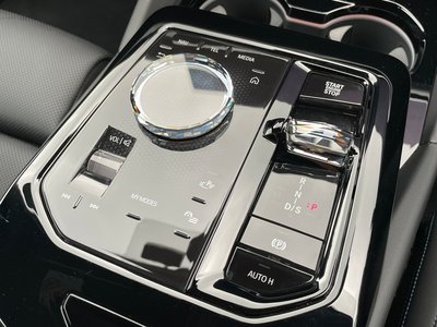 2025 BMW 5 SERIES TOURING — миниатюра 56