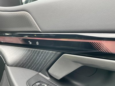 2025 BMW 5 SERIES TOURING — миниатюра 29