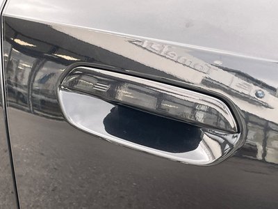 2025 BMW 5 SERIES TOURING — миниатюра 23