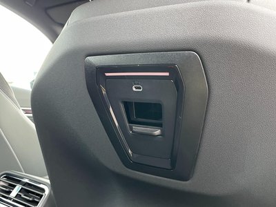 2025 BMW 5 SERIES TOURING — миниатюра 39