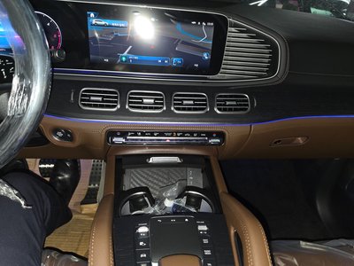 MERCEDES-BENZ GLS - 5