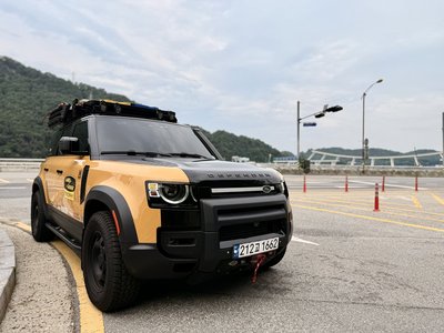 LAND ROVER DEFENDER - 6