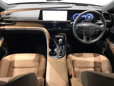 TOYOTA CROWN SPORT - 2