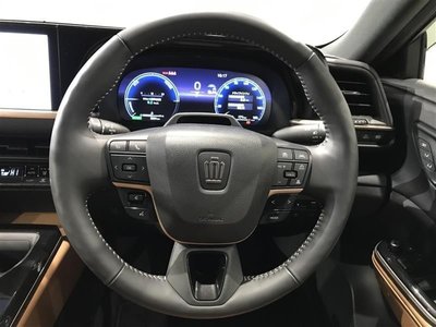 TOYOTA CROWN SPORT - 8