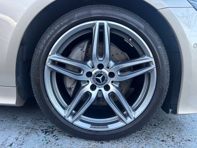 MERCEDES-BENZ E-CLASS - 8