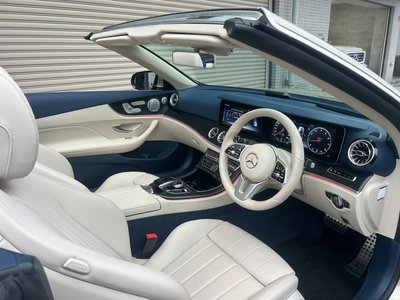 MERCEDES-BENZ E-CLASS - 10