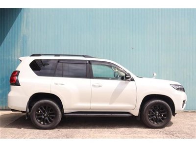 TOYOTA LAND CRUISER - 4