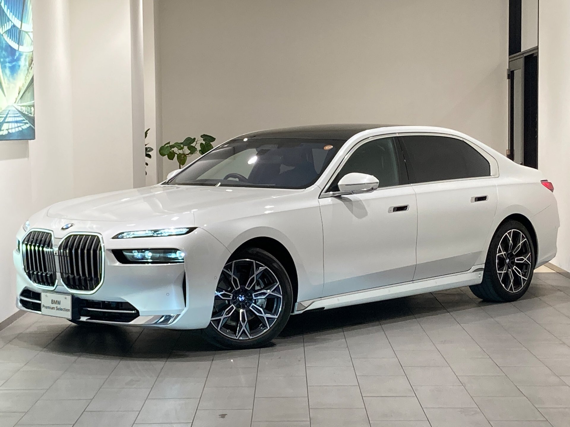 BMW 7 SERIES - View 1