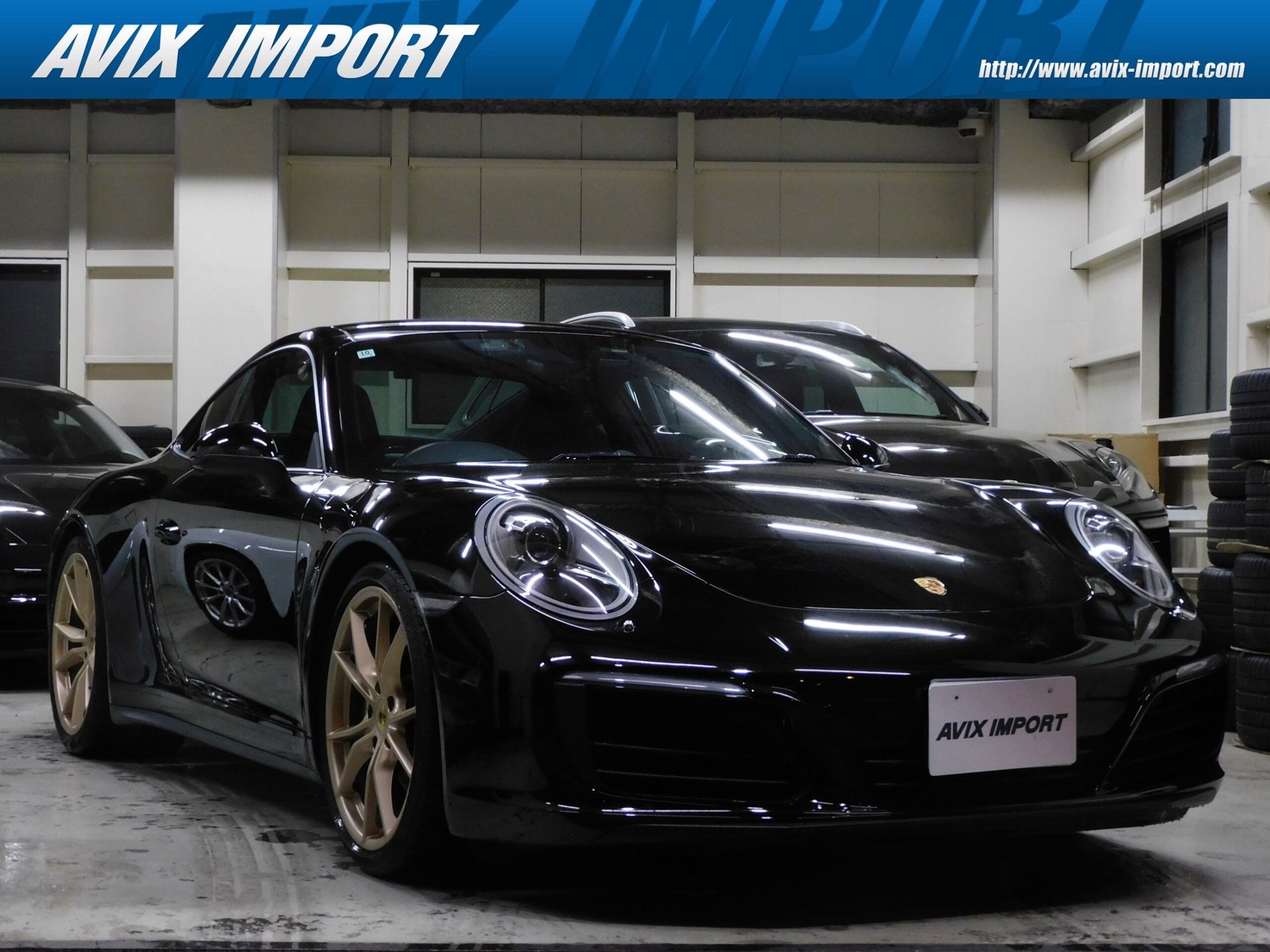 PORSCHE 911 - View 1