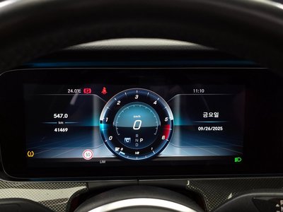 MERCEDES-BENZ CLS - 8