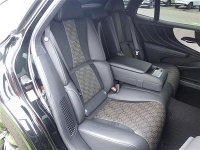 2017 Lexus LS — миниатюра 26