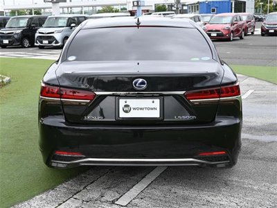 2017 Lexus LS — миниатюра 37