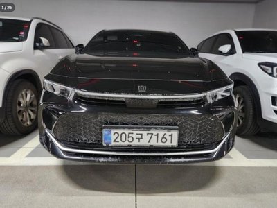 TOYOTA CROWN CROSSOVER - 1