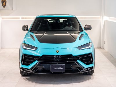 LAMBORGHINI URUS - 4