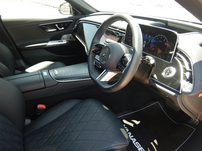 MERCEDES-BENZ E-CLASS - 8