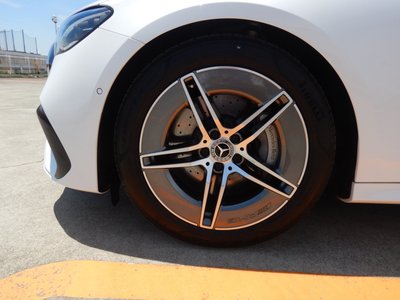 صورة مصغرة 34 لـ 2025 Mercedes-BENZ E-CLASS