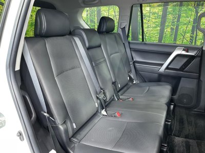 TOYOTA LAND CRUISER PRADO - 9