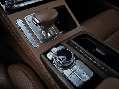 2020 Genesis G90 — фото 9