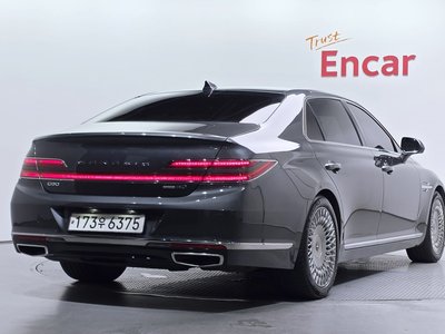 2020 Genesis G90 — фото 3