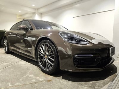 PORSCHE PANAMERA - 3