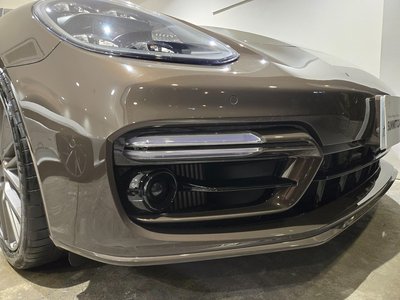 PORSCHE PANAMERA - 9