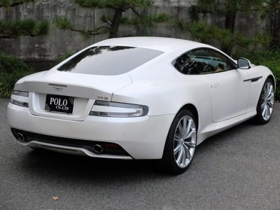 ASTON MARTIN DB9 - 9