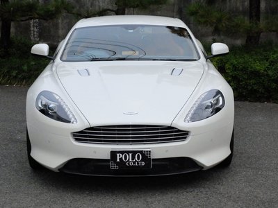 ASTON MARTIN DB9 - 3
