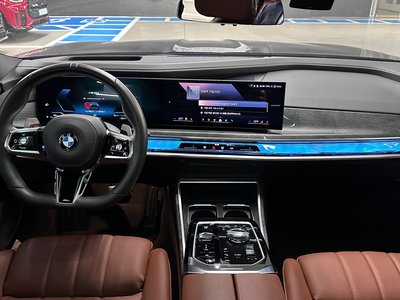 2025 BMW 7 SERIES — фото 5