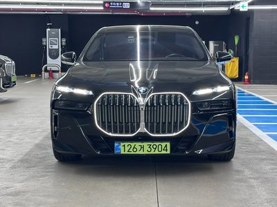 2025 BMW 7 SERIES — фото 2