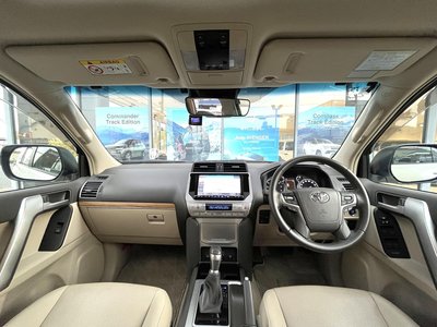 TOYOTA LAND CRUISER PRADO - 2