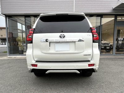 TOYOTA LAND CRUISER PRADO - 7