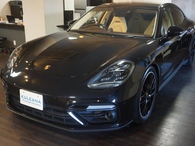 PORSCHE PANAMERA - 5