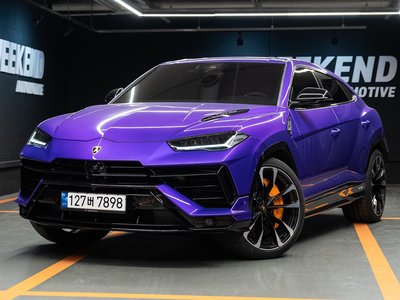 LAMBORGHINI URUS - 1