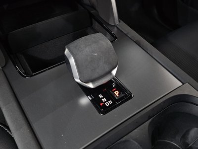 LAND ROVER DISCOVERY SPORT - 9