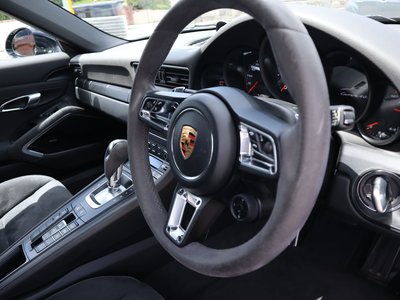 PORSCHE 911 - 8