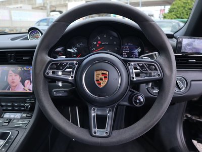 PORSCHE 911 - 10