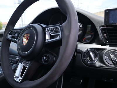 PORSCHE 911 - 9