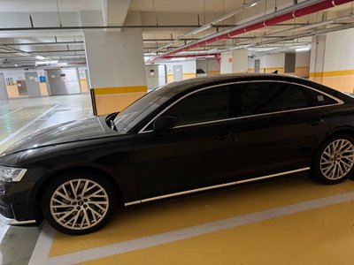 AUDI A8 - 5