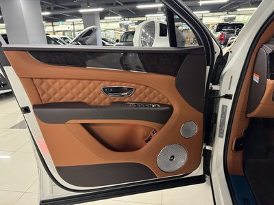 BENTLEY BENTAYGA - 10