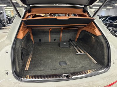 BENTLEY BENTAYGA - 3