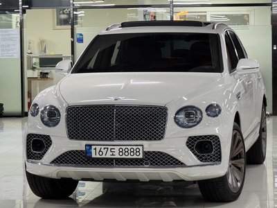 BENTLEY BENTAYGA - 1