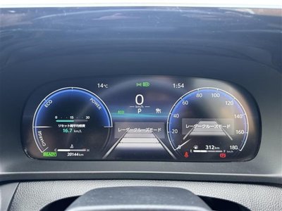 TOYOTA CROWN SPORT - 10